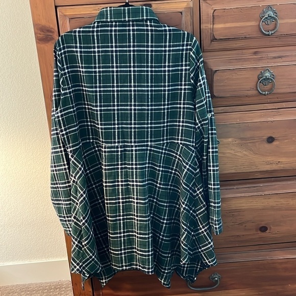 NWOT Women’s Green And Blue Plaid Tunic, Size Large! - Picture 5 of 7